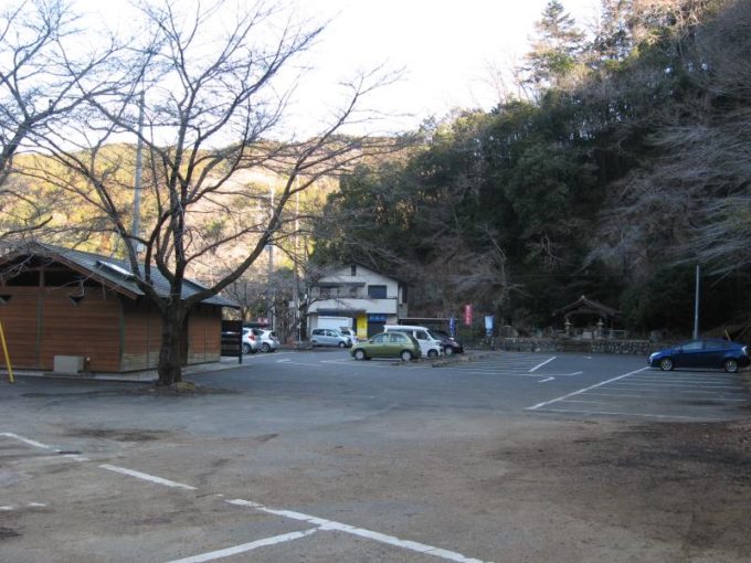 鎌北湖第一駐車場