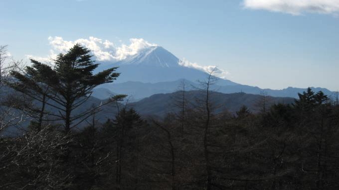 分水嶺から見た富士山