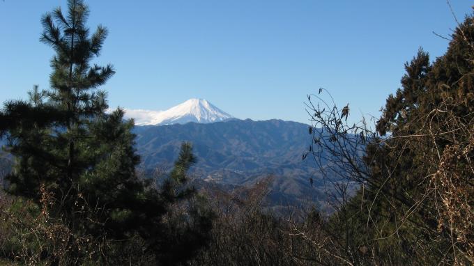 城山山頂から見た富士山
