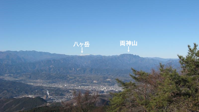 両神山と八ヶ岳